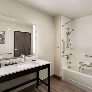 King Room Kitchenette Mobility Accessible or Non-Smoking